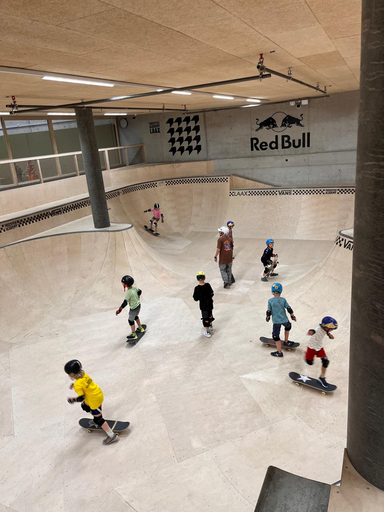 Street Skate Kurs - Freestyle Academy Laax