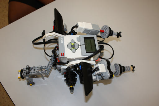 Konstruieren und Programmieren von Lego Robotern